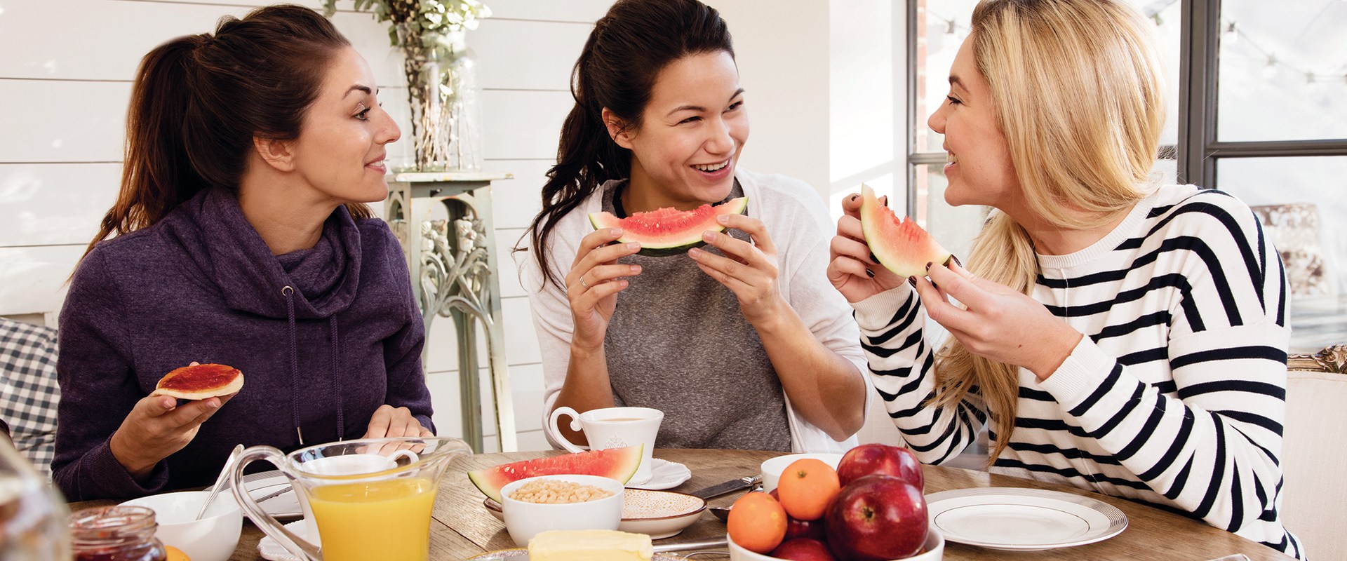 The Ultimate Guide to Healthy Living: Achieving a Balanced Lifestyle